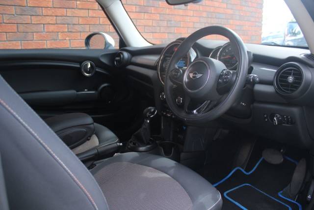 2016 Mini Hatchback 1.5 Cooper 3dr Auto