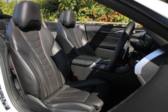 2019 BMW 8 Series 3.0 840d Steptronic xDrive Euro 6 (s/s) 2dr