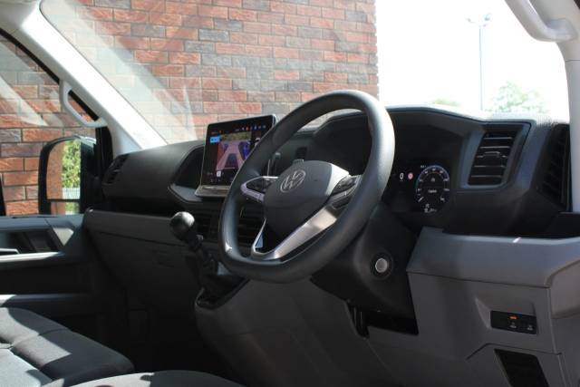 2025 Volkswagen Crafter 2.0 TDI CR35 Commerce Plus FWD MWB High Roof Euro 6 (s/s) 5dr