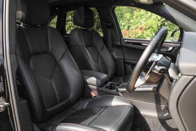 2021 Porsche Macan 3.0T V6 S PDK 4WD Euro 6 (s/s) 5dr