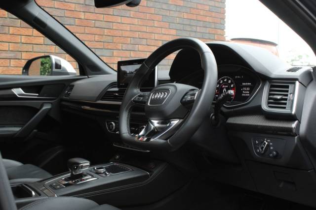 2017 Audi SQ5 3.0 TFSI V6 Tiptronic quattro Euro 6 (s/s) 5dr
