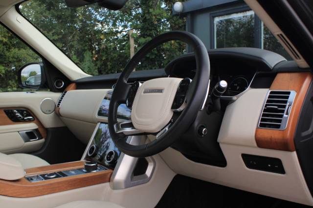2018 Land Rover Range Rover 2.0 P400e 12.4kWh Autobiography Auto 4WD Euro 6 (s/s) 5dr