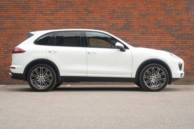 2016 Porsche Cayenne 3.0 TD V6 TiptronicS 4WD Euro 6 (s/s) 5dr