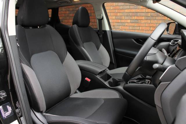 2020 Nissan Qashqai 1.3 DIG-T N-Connecta DCT Auto Euro 6 (s/s) 5dr