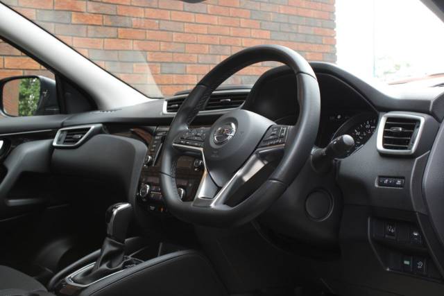 2020 Nissan Qashqai 1.3 DIG-T N-Connecta DCT Auto Euro 6 (s/s) 5dr