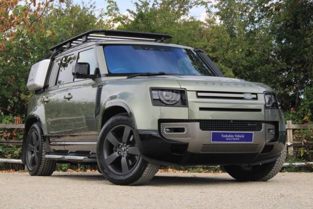 Land Rover Defender 110 2.0 P300 X-Dynamic HSE Auto 4WD Euro 6 (s/s) 5dr Four Wheel Drive Petrol Green