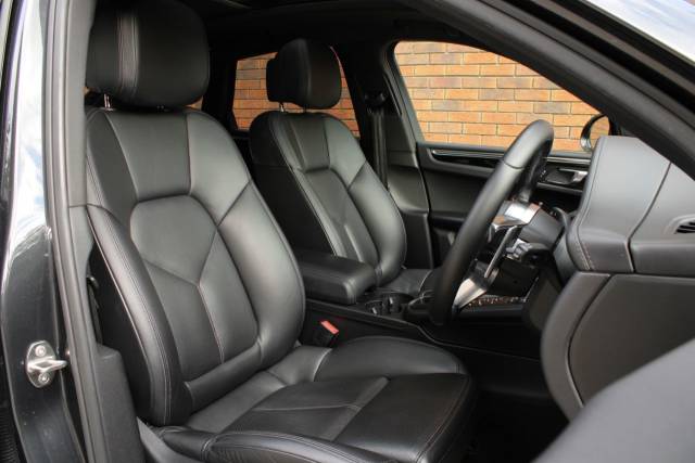 2017 Porsche Macan 3.0 TD V6 S PDK 4WD Euro 6 (s/s) 5dr