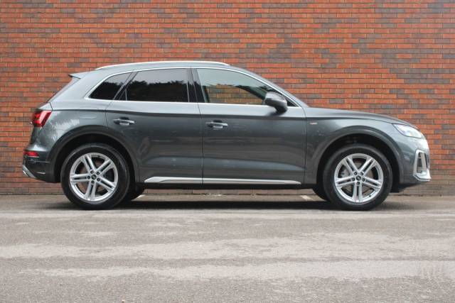 2024 Audi Q5 2.0 TDI 40 S line S Tronic quattro Euro 6 (s/s) 5dr