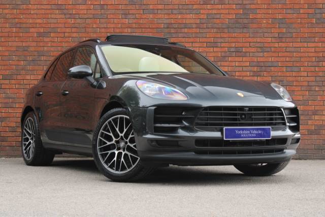 Porsche Macan 2.0T PDK 4WD Euro 6 (s/s) 5dr Four Wheel Drive Petrol Grey
