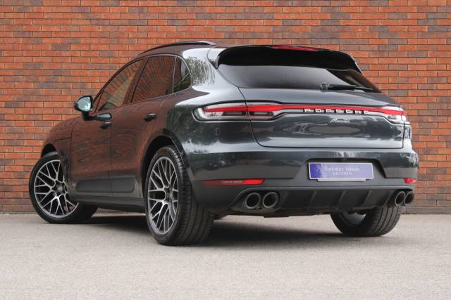 2019 Porsche Macan 2.0T PDK 4WD Euro 6 (s/s) 5dr