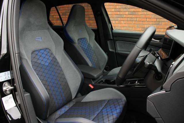 2025 Volkswagen Golf 2.0 TSI R Black Edition DSG 4Motion Euro 6 (s/s) 5dr