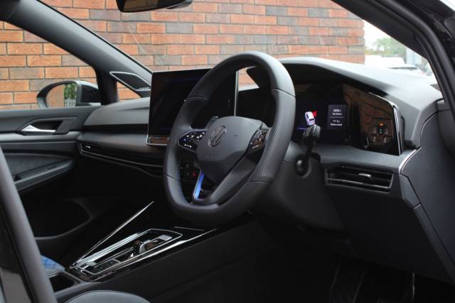 2025 Volkswagen Golf 2.0 TSI R Black Edition DSG 4Motion Euro 6 (s/s) 5dr