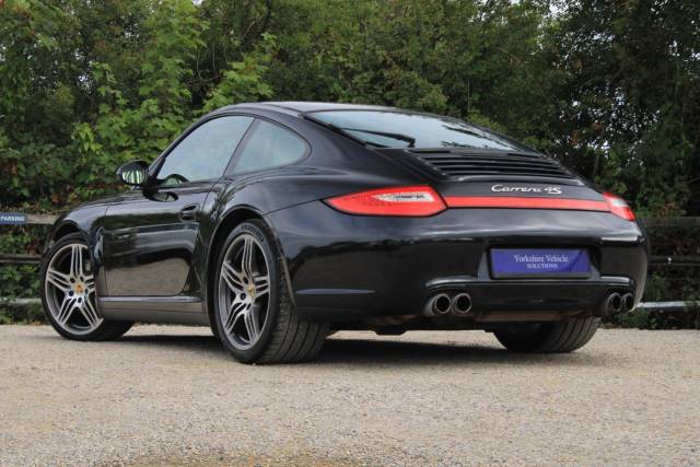 2010 Porsche 911 3.8 997 Carrera 4S PDK AWD 2dr
