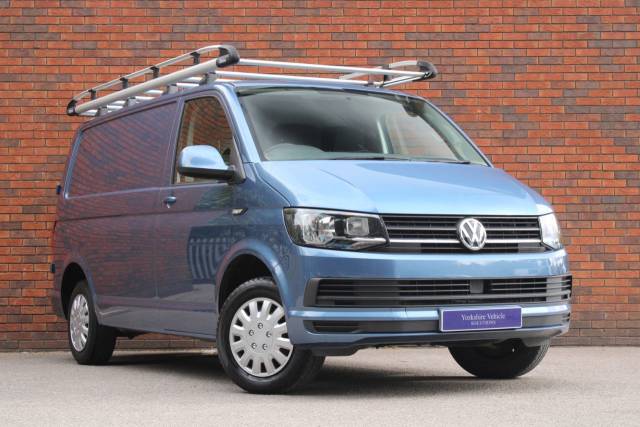 Volkswagen Transporter 2.0 TDI T28 BlueMotion Tech Trendline FWD SWB Euro 6 (s/s) 5dr Van Diesel Blue