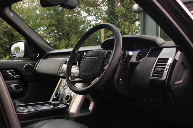 2019 Land Rover Range Rover 3.0 SD V6 Vogue Auto 4WD Euro 6 (s/s) 5dr