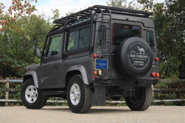 2005 Land Rover Defender 90 2.5 TD5 XS Station Wagon 3dr