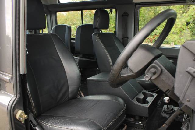 2005 Land Rover Defender 90 2.5 TD5 XS Station Wagon 3dr