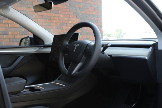 2023 Tesla Model Y (Dual Motor) Long Range Auto 4WDE 5dr
