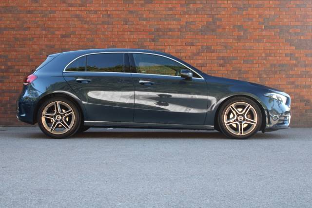 2019 Mercedes-Benz A Class 1.5 A180d AMG Line (Premium) 7G-DCT Euro 6 (s/s) 5dr