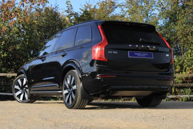 2023 Volvo XC90 2.0h T8 Recharge 18.8kWh Ultimate Dark Auto 4WD Euro 6 (s/s) 5dr