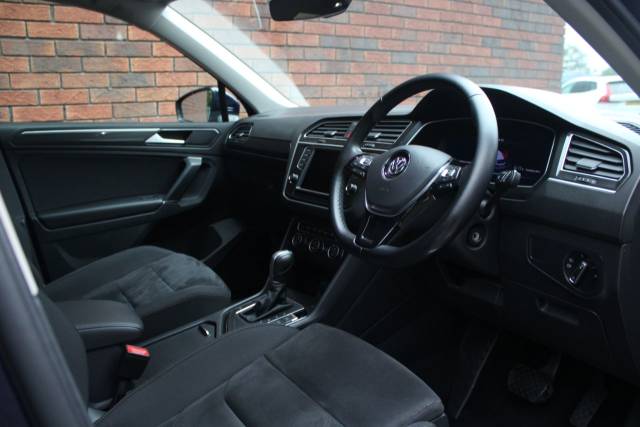 2017 Volkswagen Tiguan 2.0 TDi 150 SEL 5dr DSG