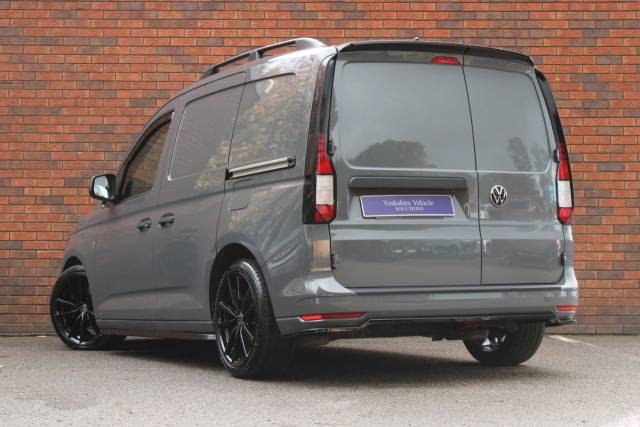 2022 Volkswagen Caddy 2.0 TDI C20 Commerce Plus DSG SWB Euro 6 (s/s) 5dr