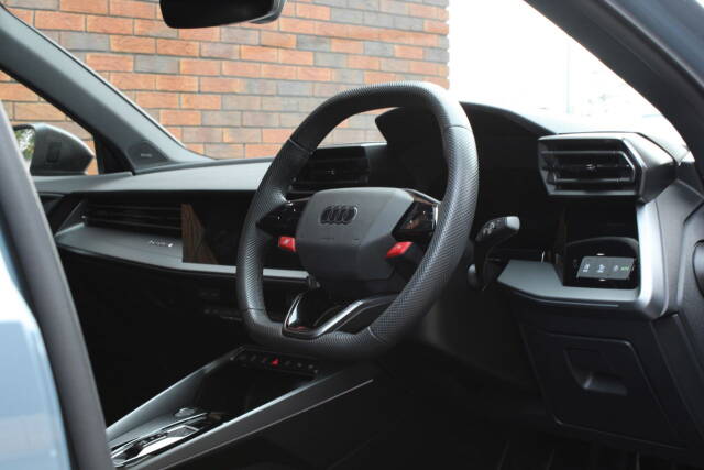 2025 Audi RS3 2.5 TFSI Carbon Black Sportback S Tronic quattro Euro 6 (s/s) 5dr