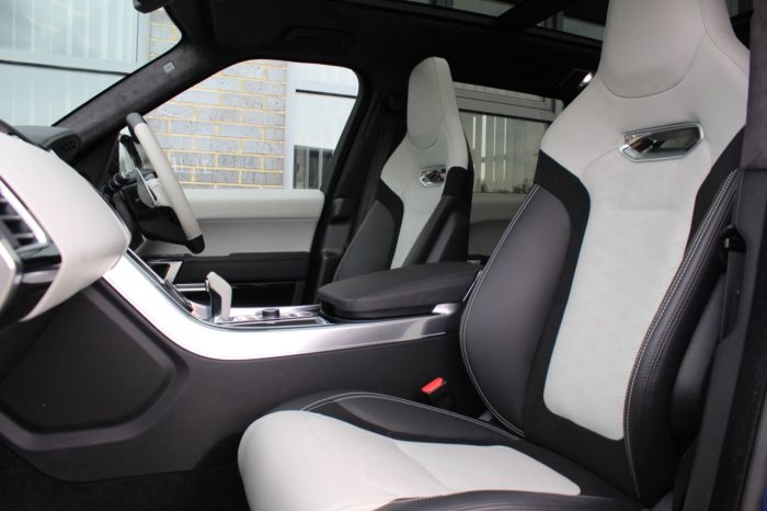 Land Rover Range Rover Sport 5.0 V8 Supercharged SVR Auto Estate Petrol Blue