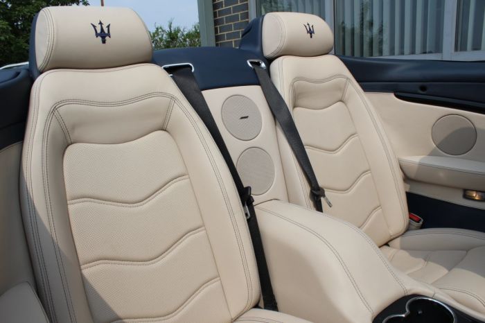 Maserati Grancabrio 4.7 V8 Sport 2dr MC Shift Convertible Petrol Blue