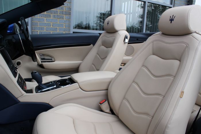 Maserati Grancabrio 4.7 V8 Sport 2dr MC Shift Convertible Petrol Blue