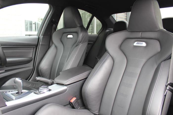 BMW M3 M3 3.0 M DCT Saloon Petrol Black