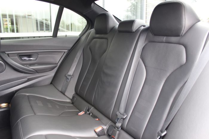 BMW M3 M3 3.0 M DCT Saloon Petrol Black